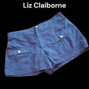 Liz Claiborne Navy Blue Women's Lightweight Shorts. Size 8.